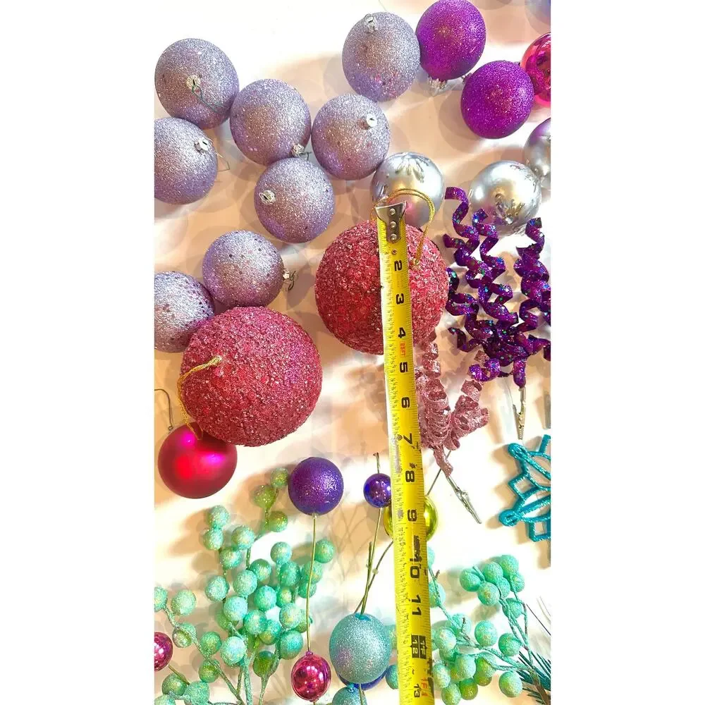 Lot Of Ornaments, Mardi Gras, Reefs, Crafts, Mardi Gras Colored Decorations